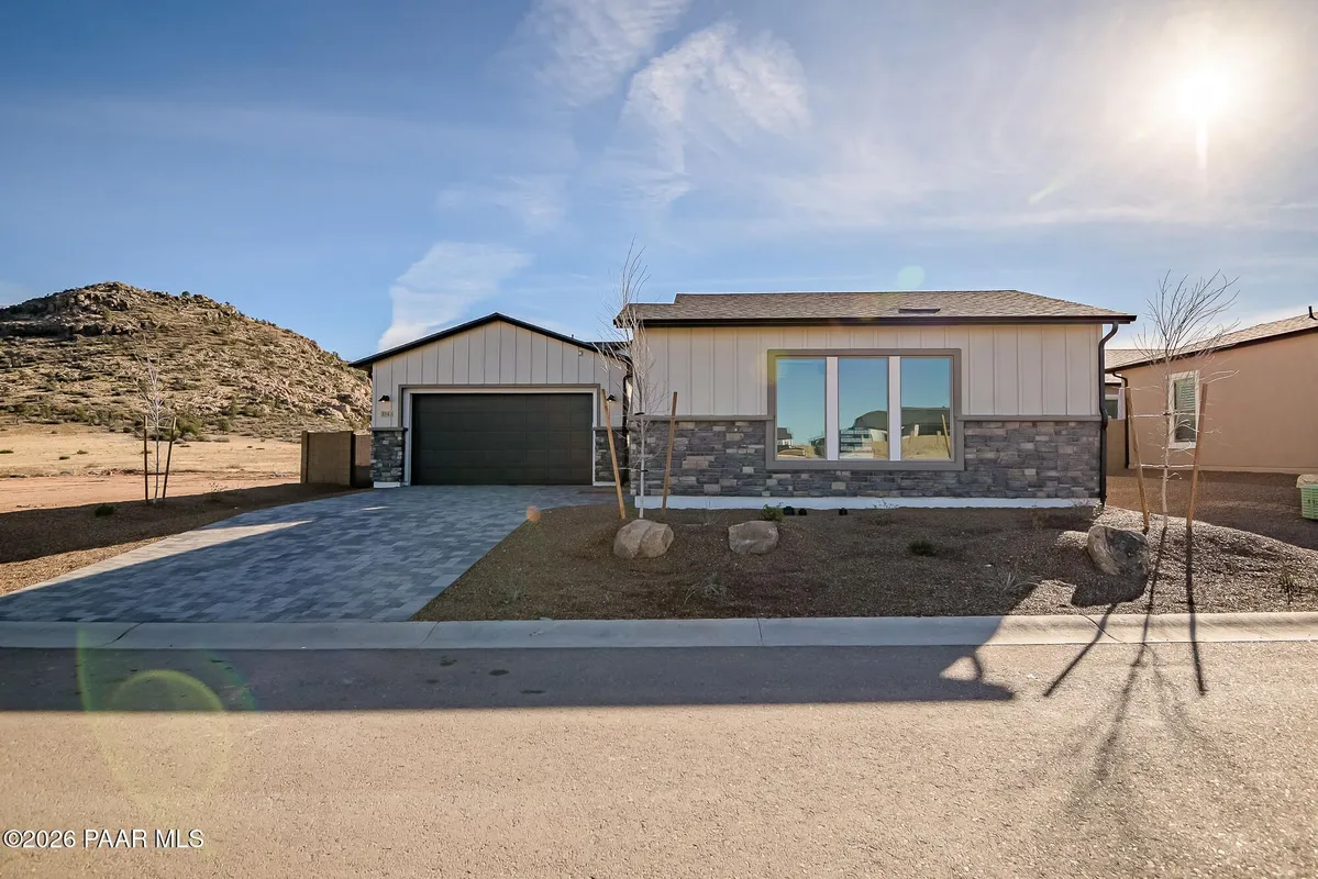 Property Slideshow image 1 of 48 | 3143 twin rock rd, Prescott, AZ, 86301