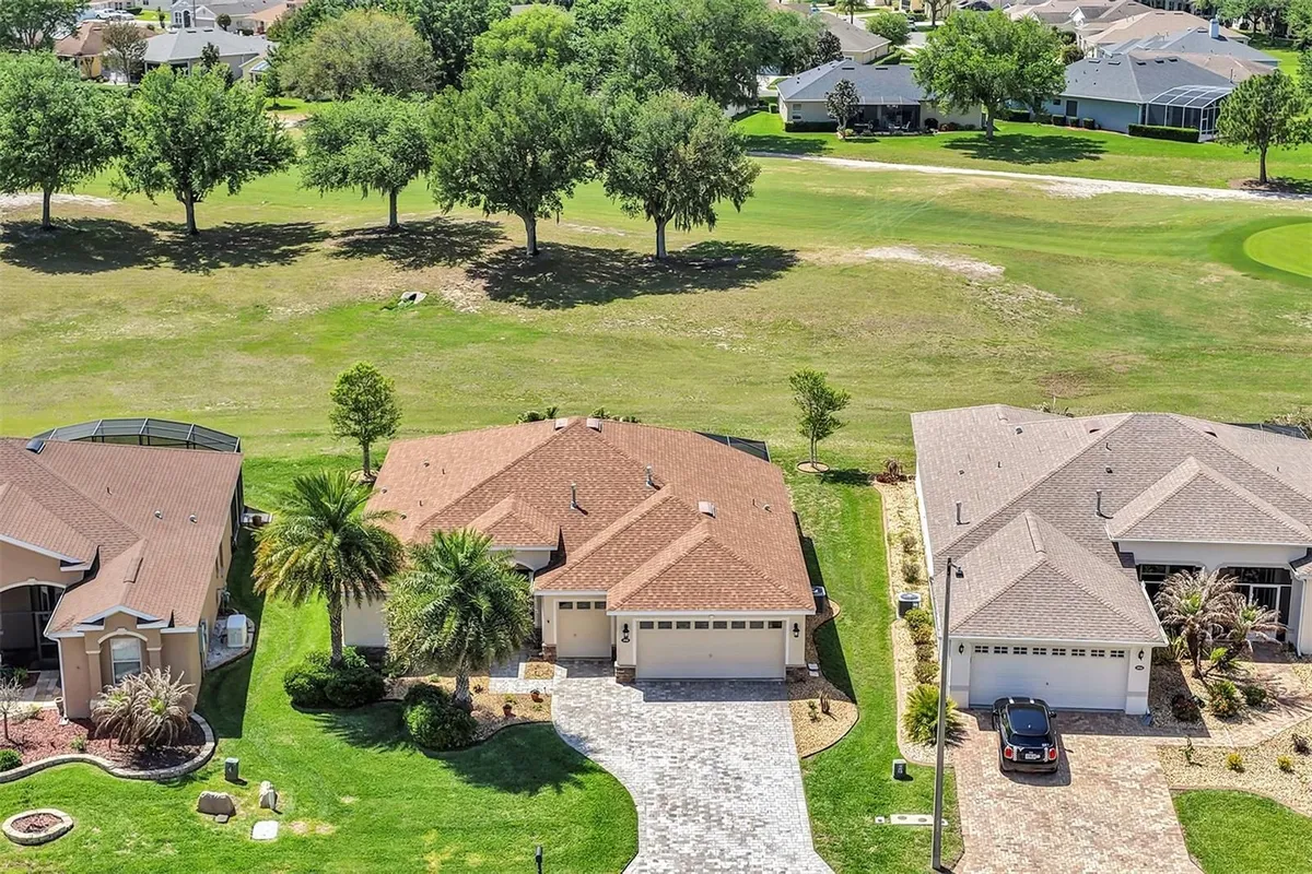 Property Slideshow image 1 of 52 | 3518 arlington ridge blvd, Leesburg, FL, 34748