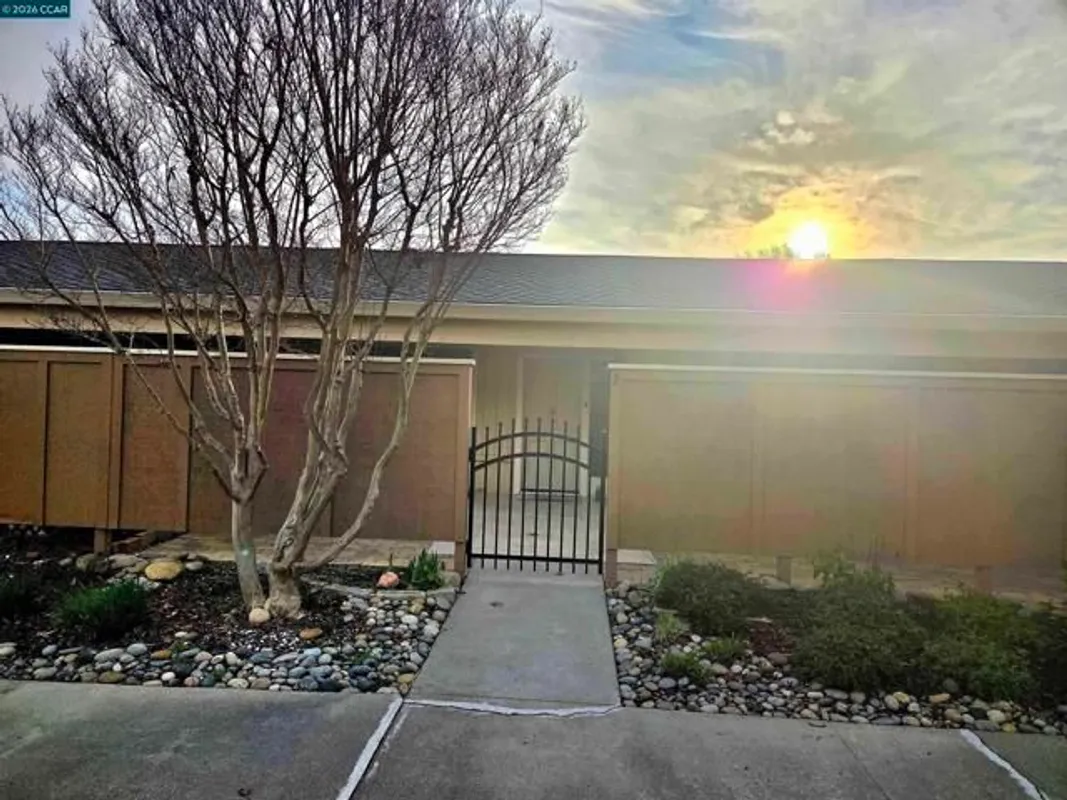 Property Slideshow image 1 of 44 | 2308 pine knoll dr 2, Walnut Creek, CA, 94595