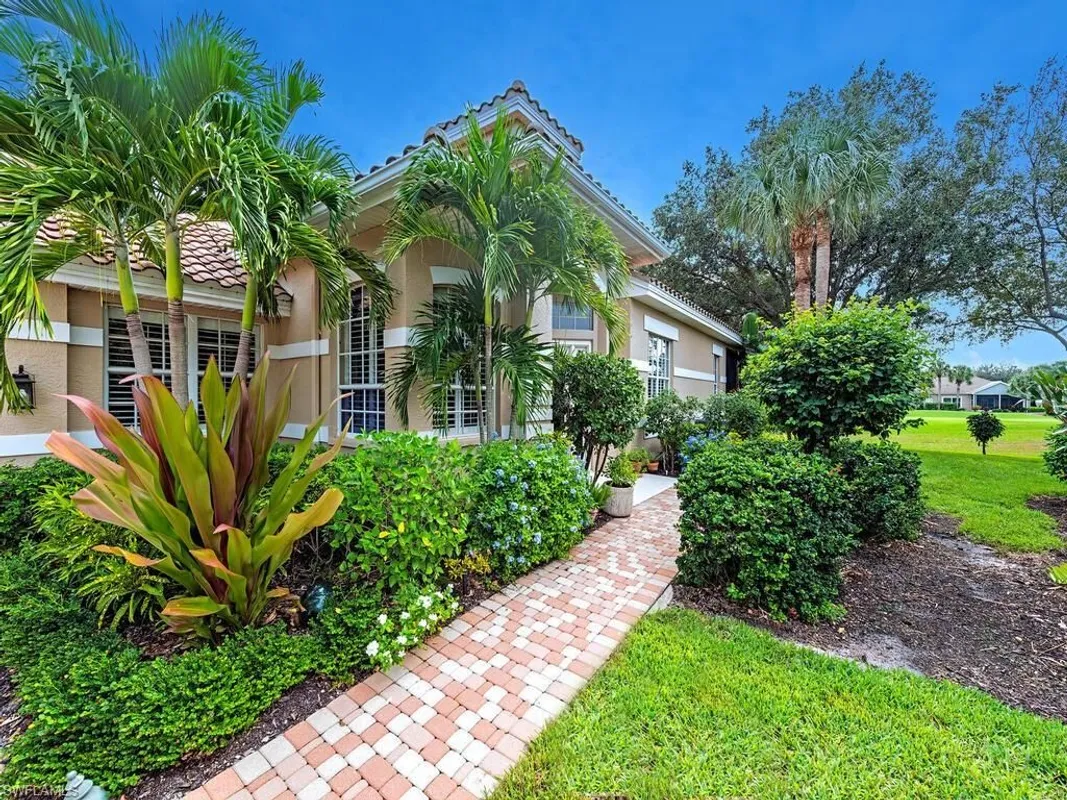 Property Slideshow image 1 of 15 | 25350 galashields cir, Bonita Springs, FL, 34134