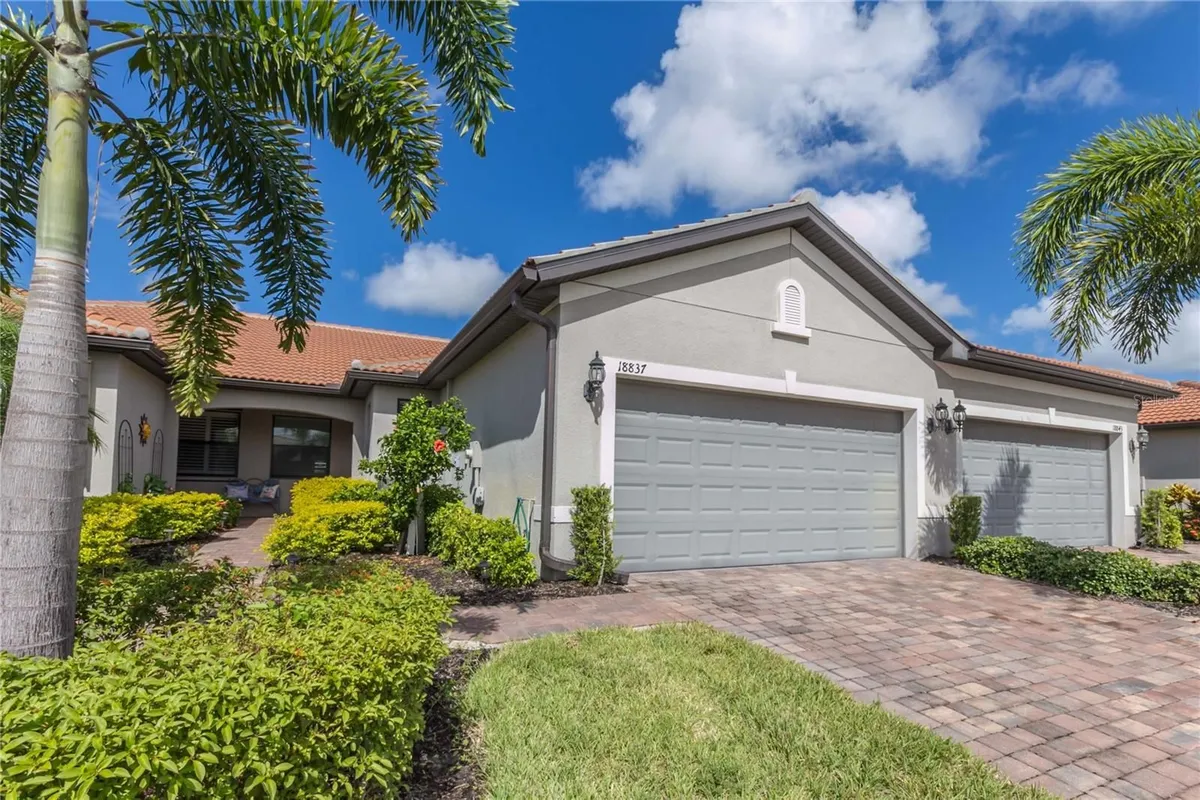 Property Slideshow image 1 of 30 | 18837 lanuvio st, Venice, FL, 34293