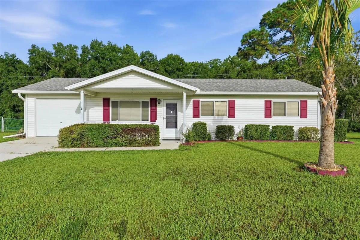 Property Slideshow image 1 of 46 | 11224 sw 79th ter, Ocala, FL, 34476