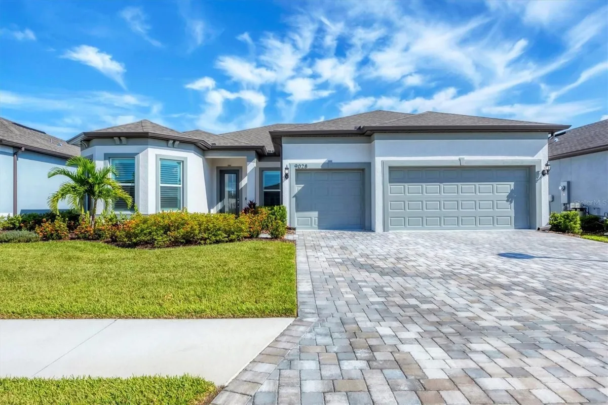 Property Slideshow image 1 of 77 | 9028 sunray cv, Parrish, FL, 34219