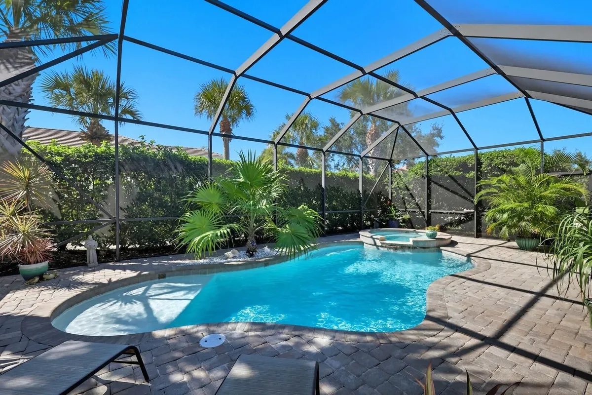 Property Slideshow image 1 of 89 | 1250 tidewater ct, Bradenton, FL, 34208