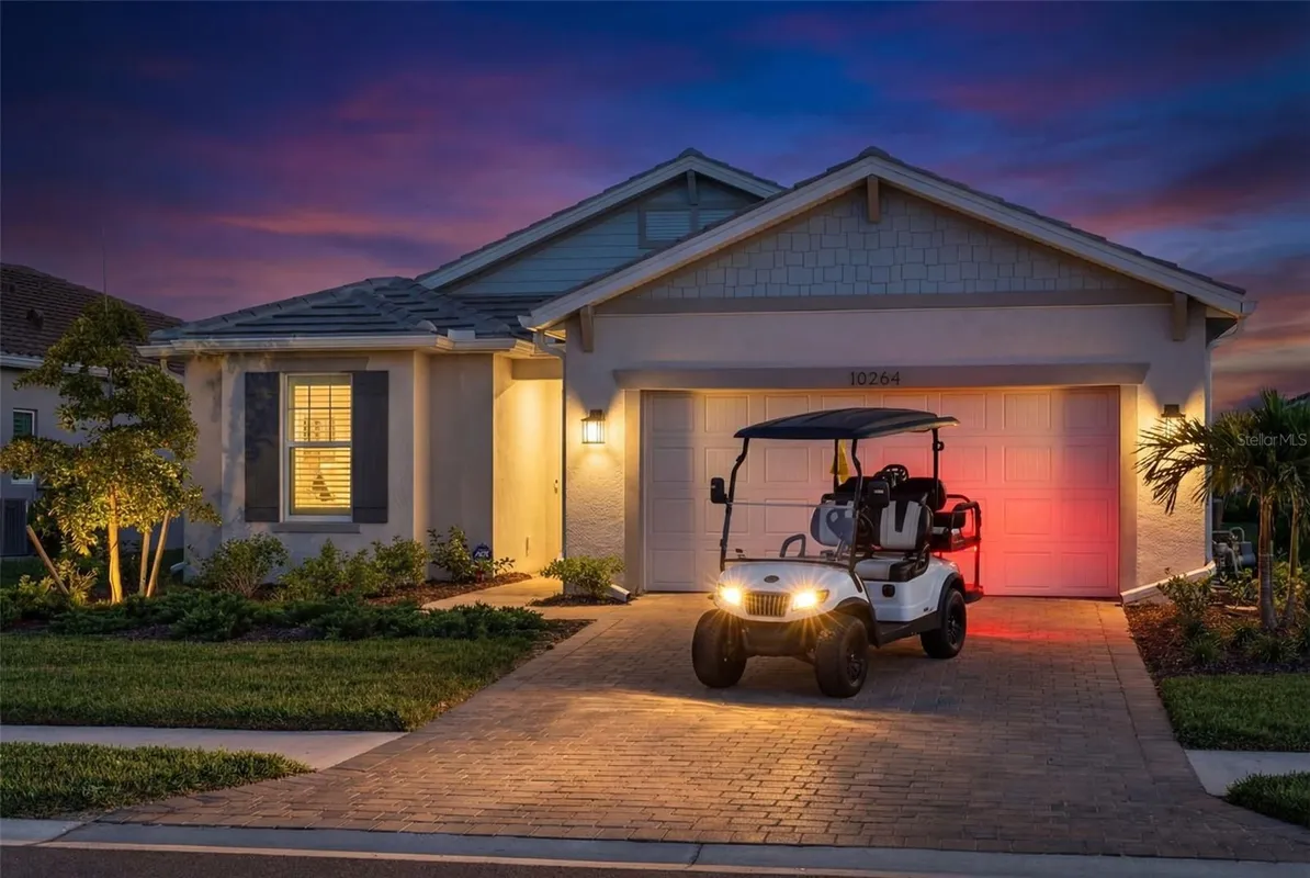 Property Slideshow image 1 of 100 | 10264 beach dune dr, Englewood, FL, 34223