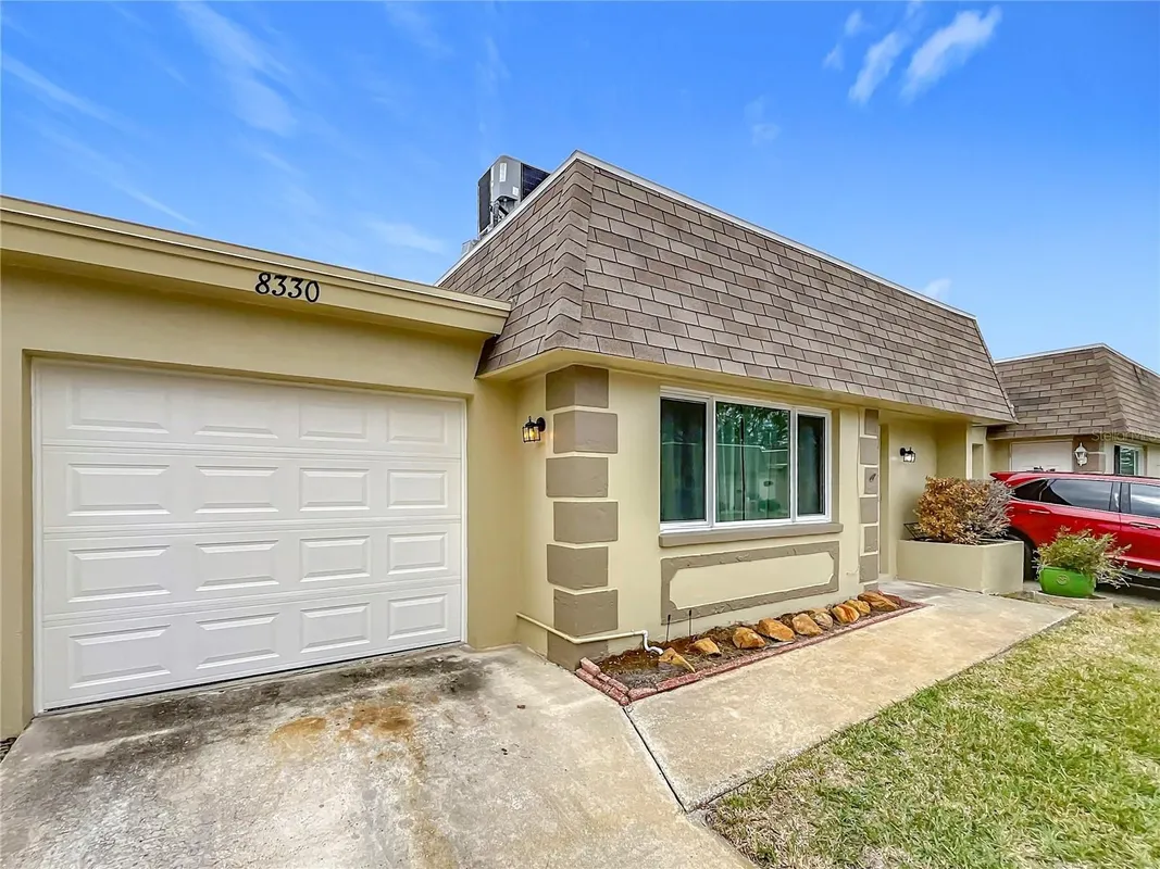 Property Slideshow image 1 of 49 | 8330 vendome blvd, Pinellas Park, FL, 33781