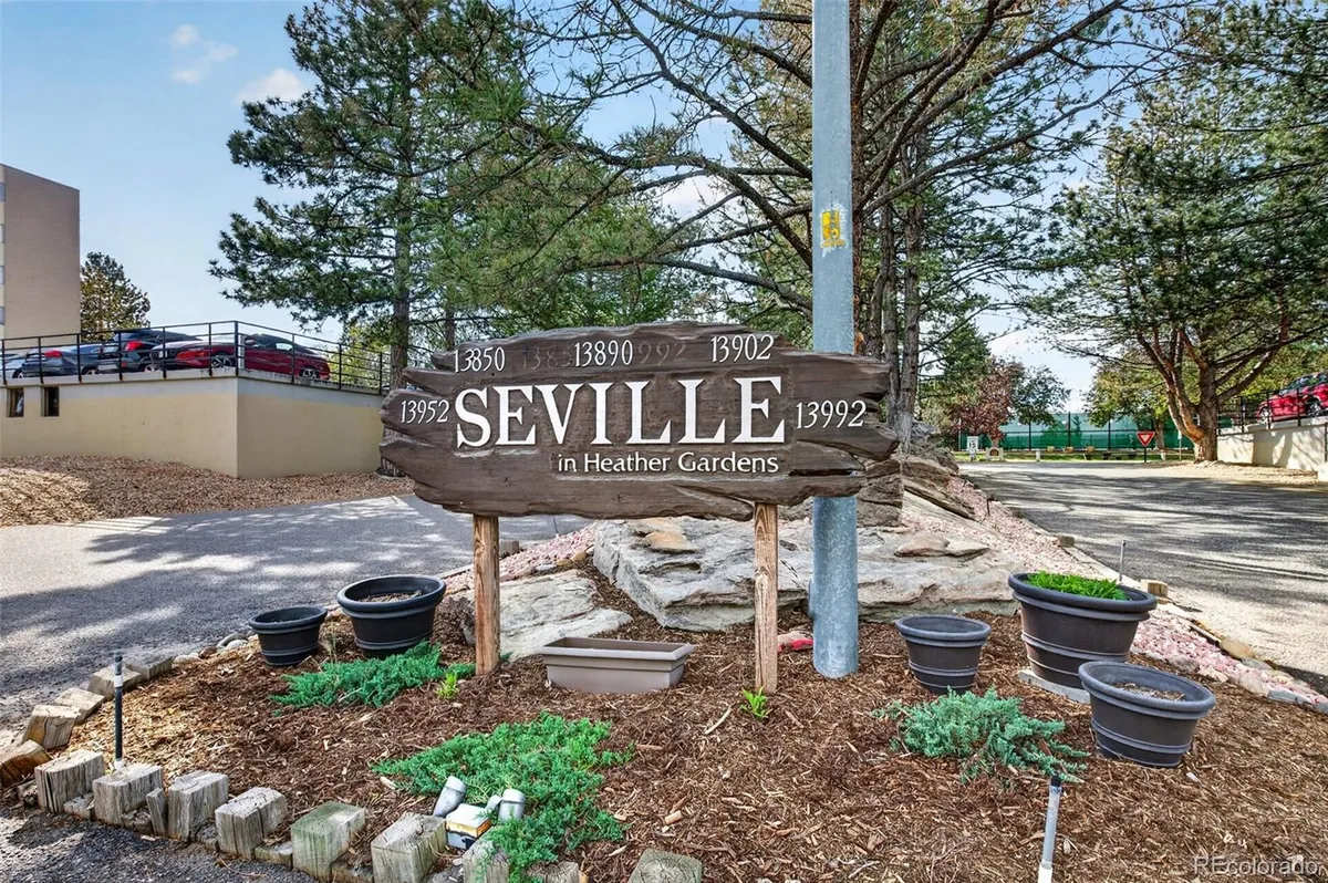 Property Slideshow image 1 of 36 | 13952 e marina dr 103, Aurora, CO, 80014