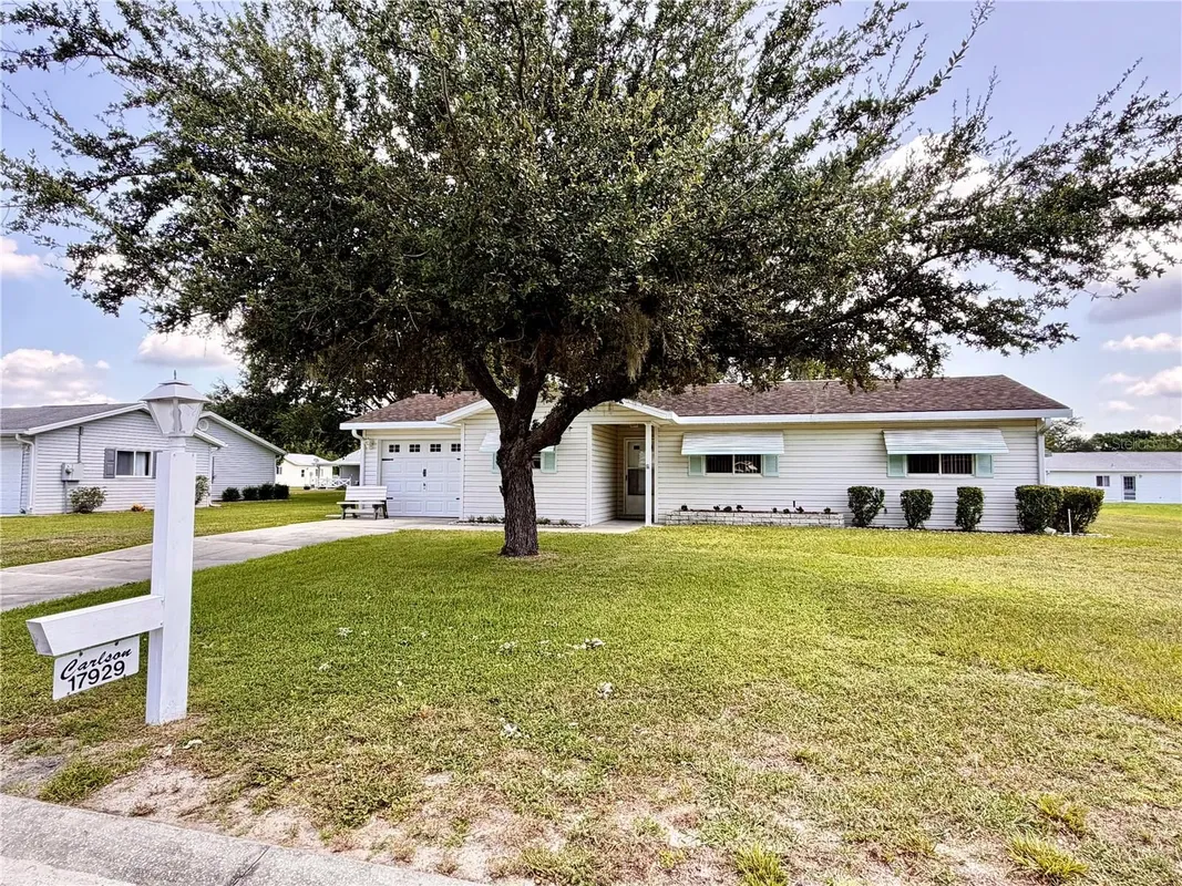 Property Slideshow image 1 of 17 | 17929 se 105th ave, Summerfield, FL, 34491