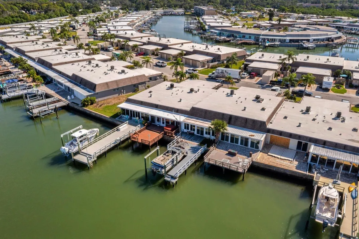 Property Slideshow image 1 of 24 | 511 boca ciega point blvd n, St Petersburg, FL, 33708