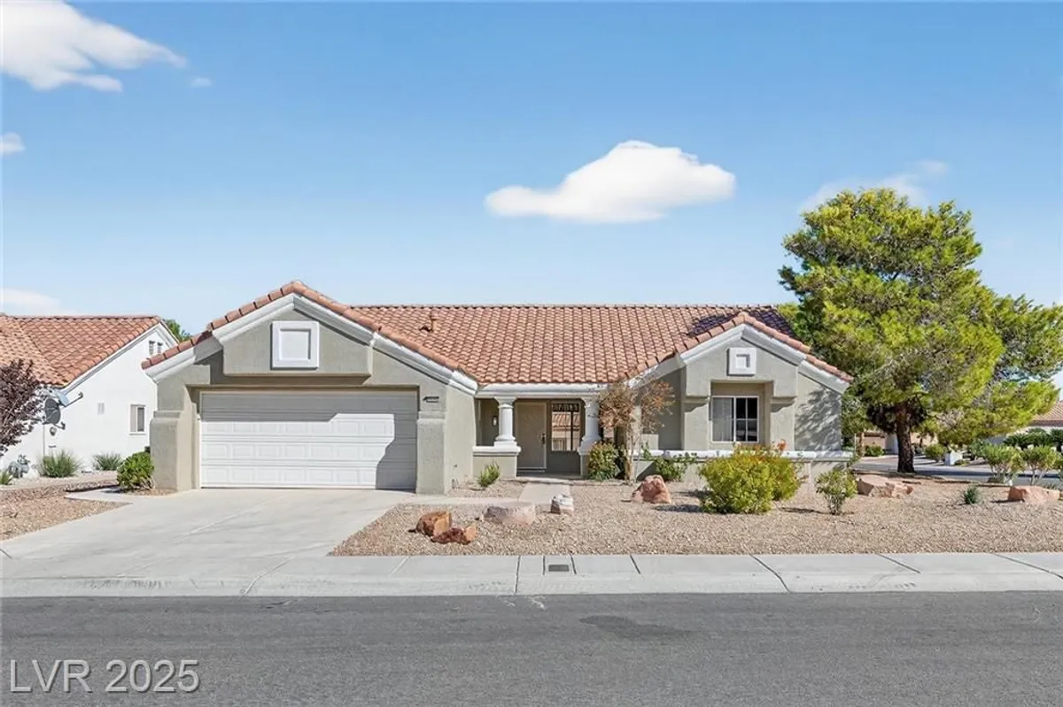 Property Slideshow image 1 of 37 | 3100 angelica ct, Las Vegas, NV, 89134