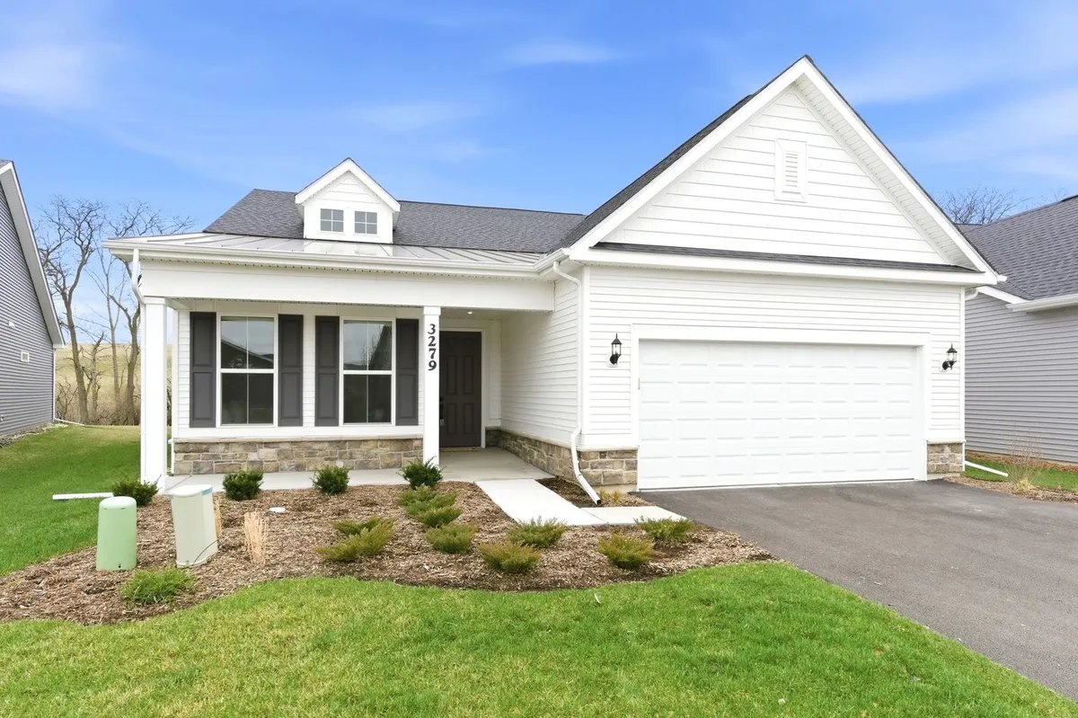 Property Slideshow image 1 of 22 | 3279 oak creek ln, Aurora, IL, 60503