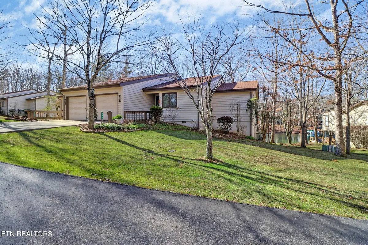 Property Slideshow image 1 of 33 | 320 lake catherine cir, Crossville, TN, 38558