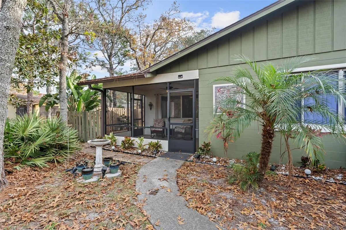 Property Slideshow image 1 of 42 | 29 summer trees rd, Port Orange, FL, 32128