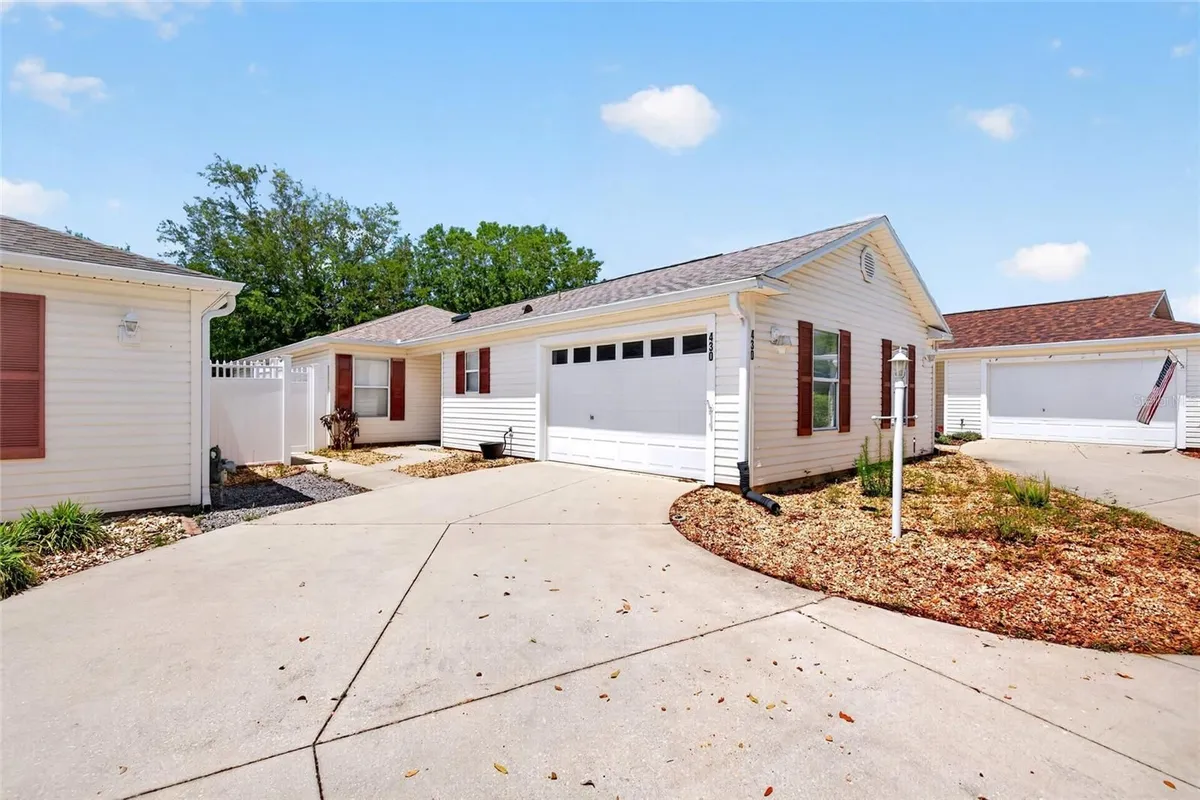 Property Slideshow image 1 of 19 | 430 calvert ter, The Villages, FL, 32162