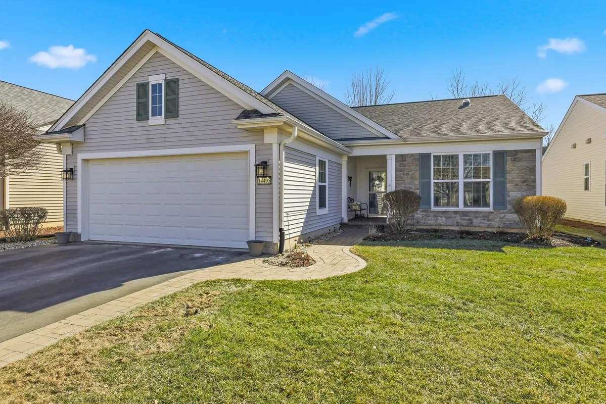 Property Slideshow image 1 of 28 | 14495 tawny ln, Huntley, IL, 60142