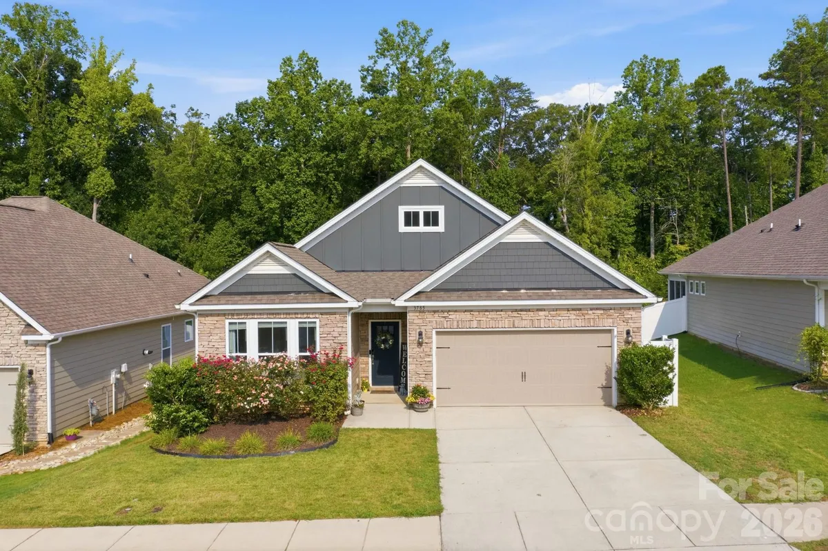 Property Slideshow image 1 of 42 | 3785 summer haven dr, Sherrills Ford, NC, 28673