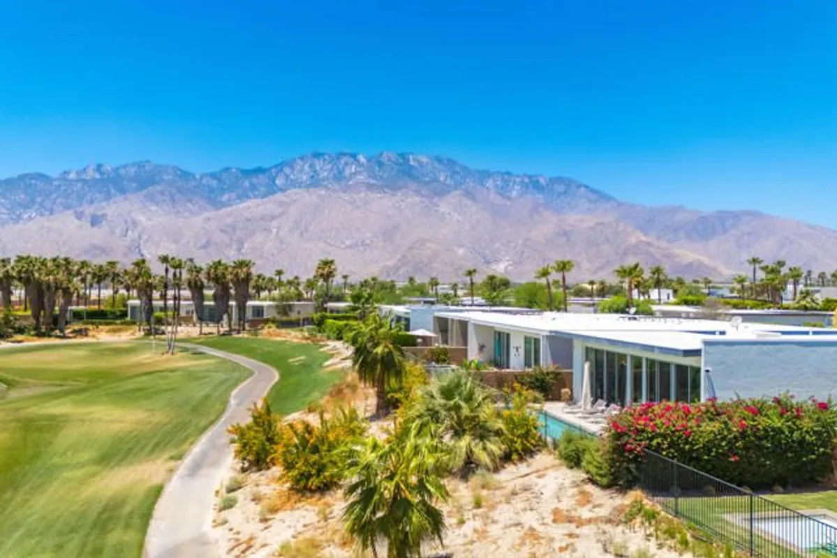 Property Slideshow image 1 of 51 | 4372 avant way, Palm Springs, CA, 92262