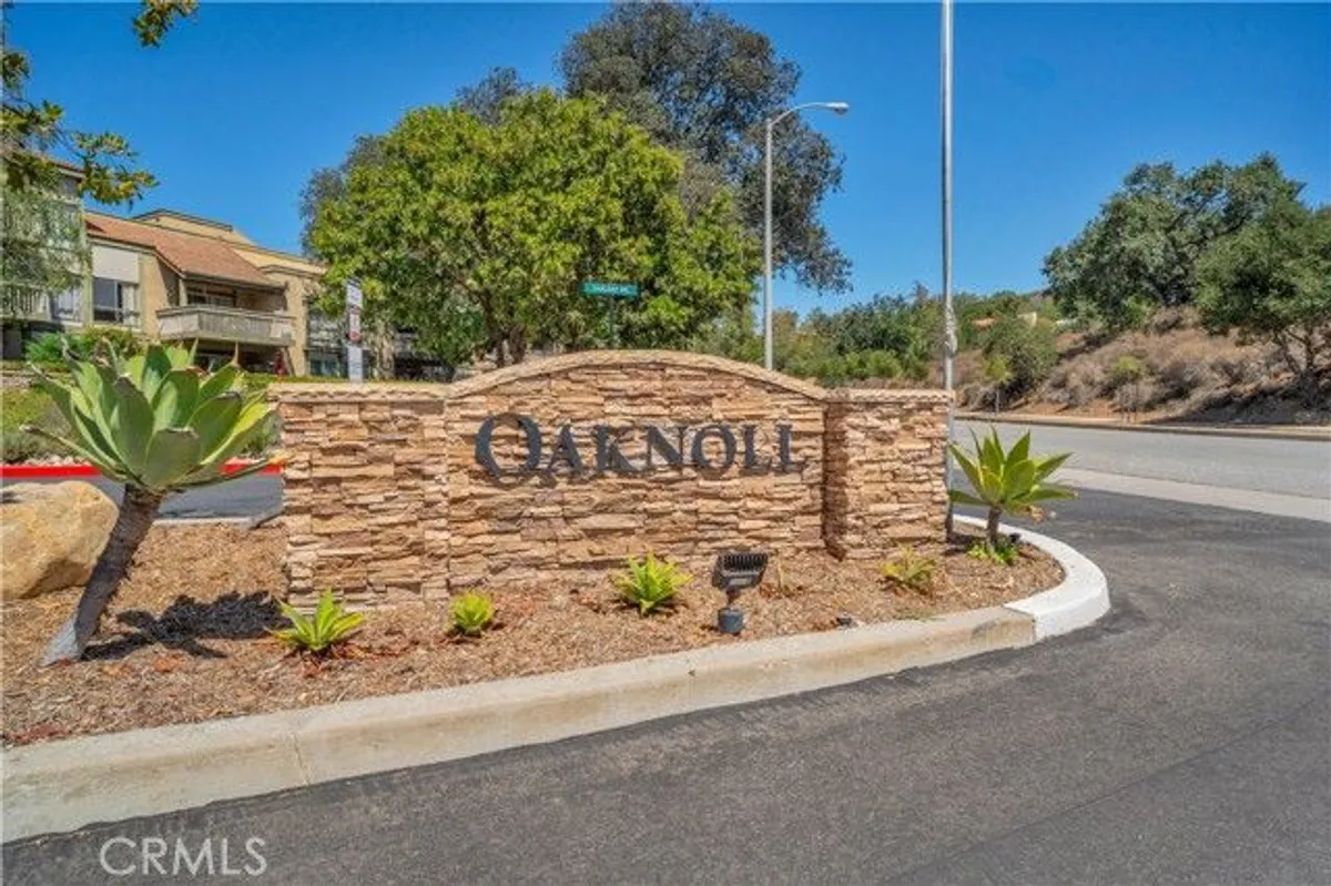 Property Slideshow image 1 of 22 | 291 sequoia ct 13, Thousand Oaks, CA, 91360