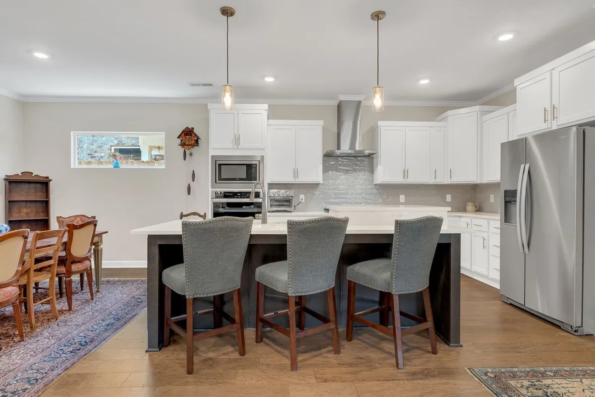 Property Slideshow image 1 of 57 | 6221 crawford dr, Hermitage, TN, 37076