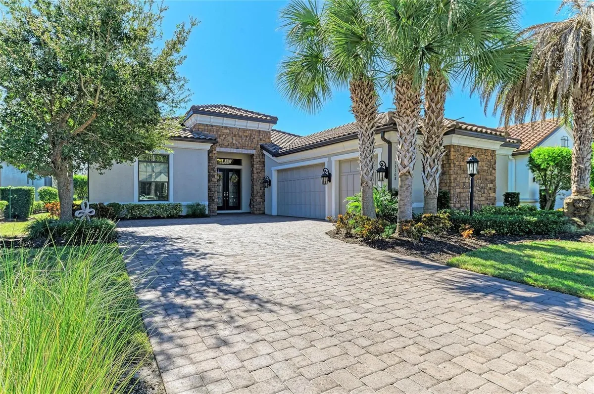 Property Slideshow image 1 of 100 | 13108 treviso dr, Bradenton, FL, 34211