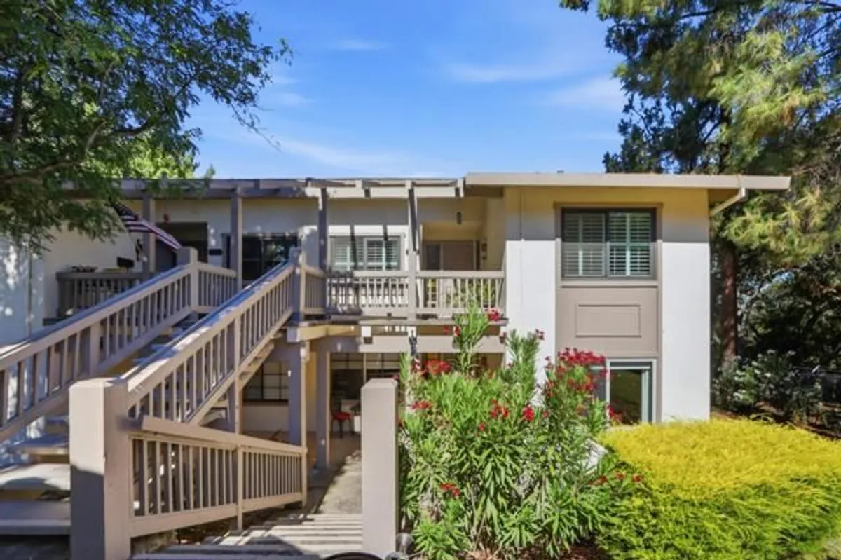 Property Slideshow image 1 of 50 | 5177 cribari knls, San Jose, CA, 95135