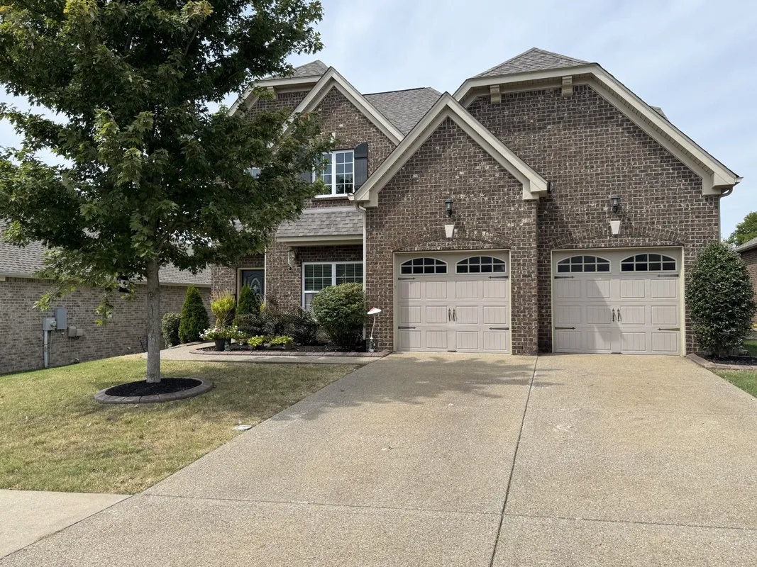 Property Slideshow image 1 of 39 | 609 saddlestone dr, Lebanon, TN, 37090
