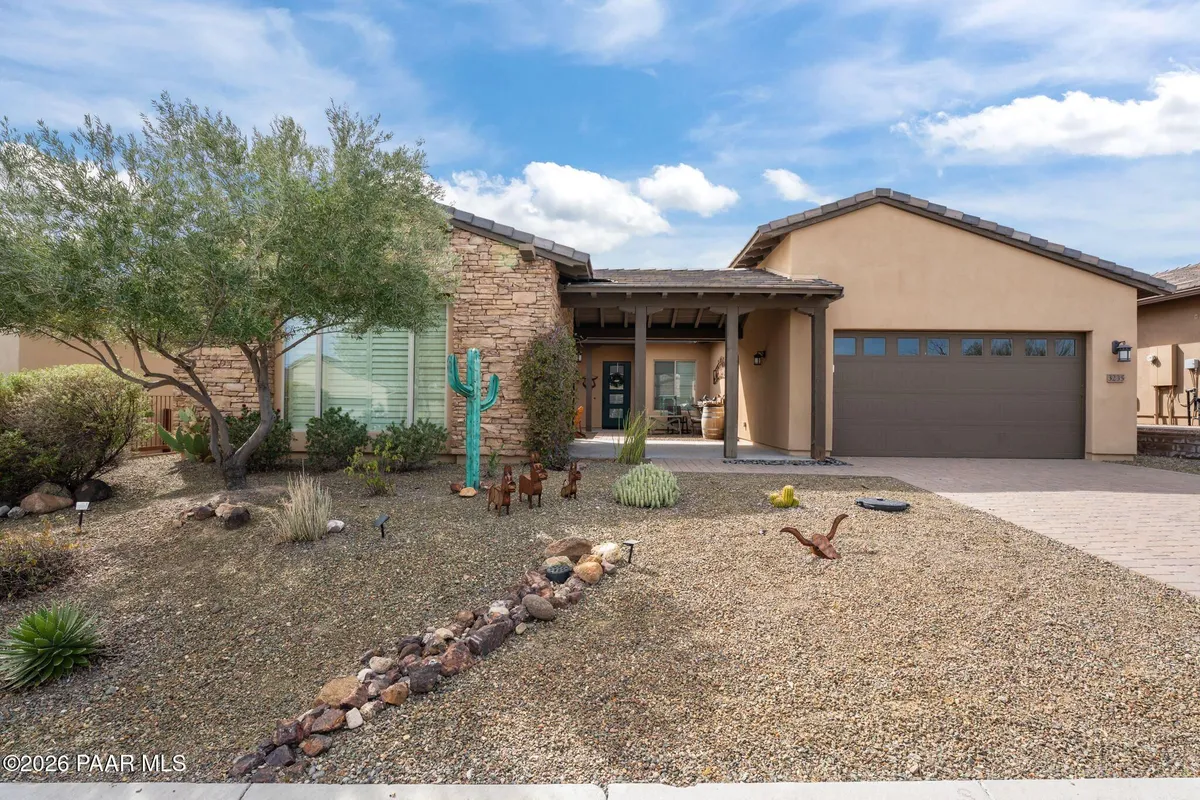 Property Slideshow image 1 of 64 | 3235 rising sun rdg, Wickenburg, AZ, 85390
