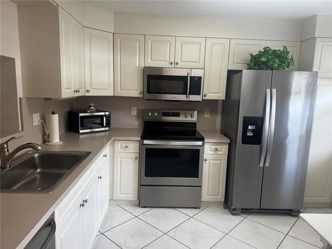 Property Slideshow image 1 of 58 | 3302 aruba way m1, Coconut Creek, FL, 33066