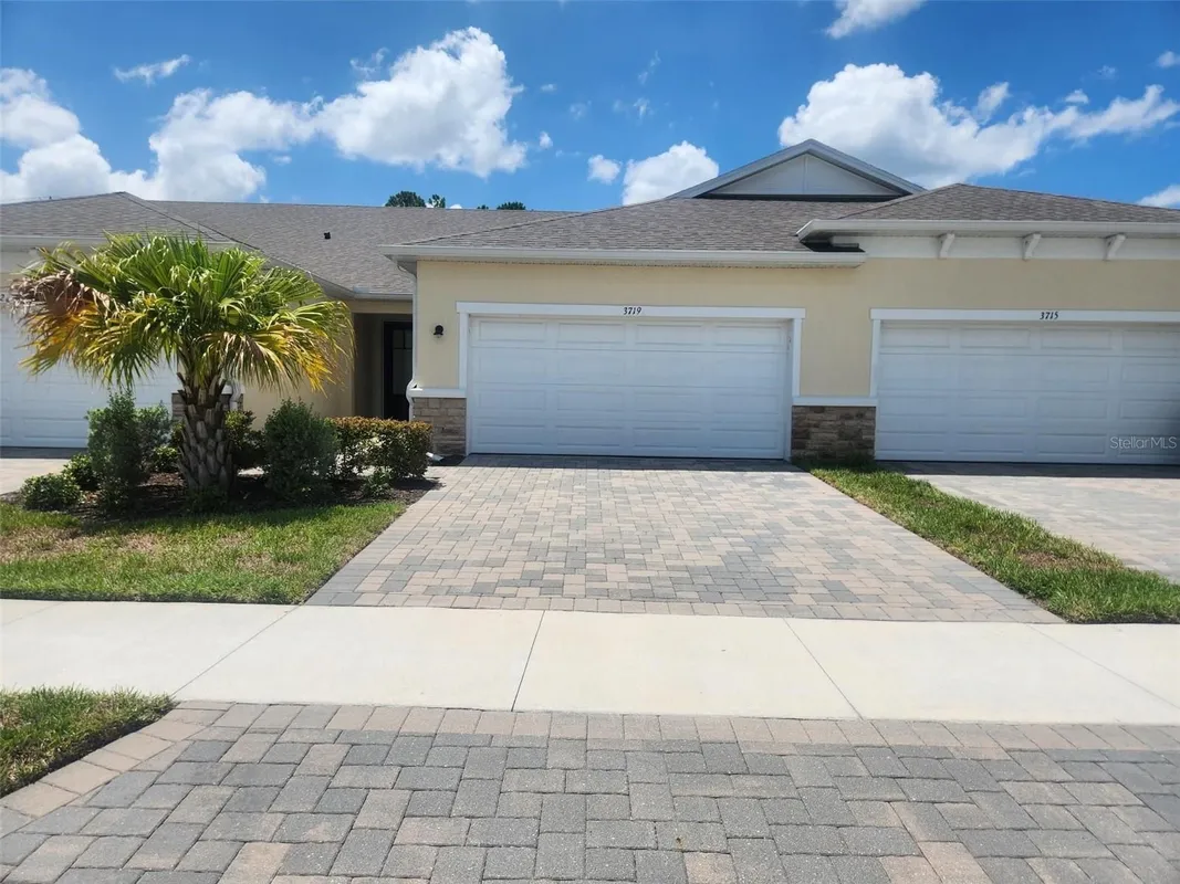 Property Slideshow image 1 of 14 | 3719 laughing dove ave, Sun City Center, FL, 33573