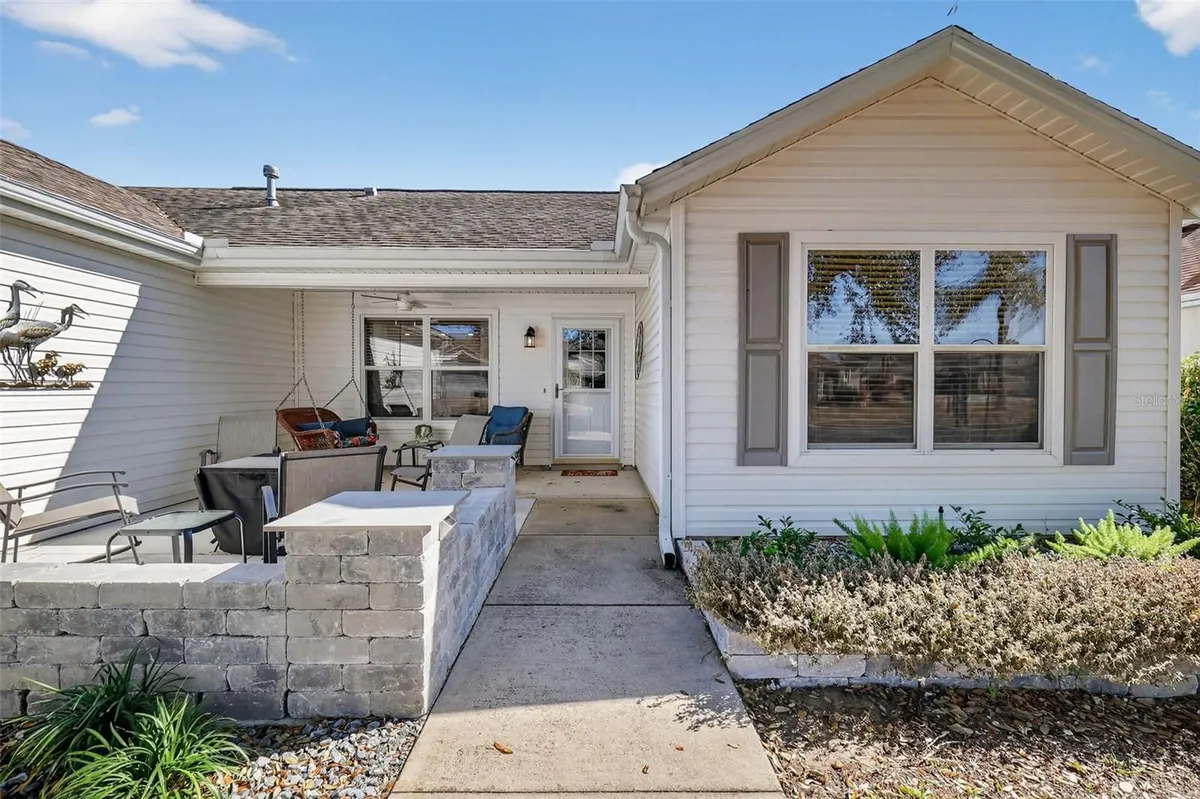 Property Slideshow image 1 of 22 | 1950 alistar ct, The Villages, FL, 32162