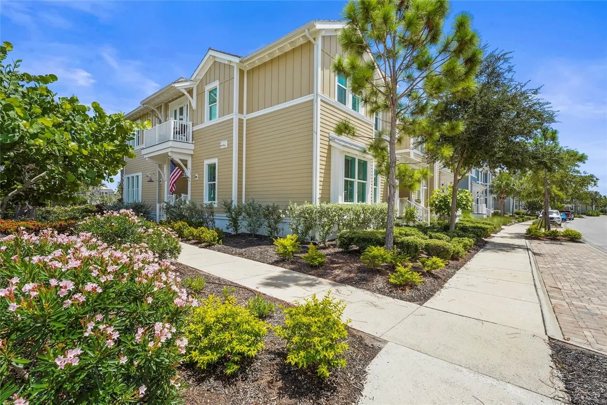 Property Slideshow image 1 of 76 | 303 compass point dr 101, Bradenton, FL, 34209