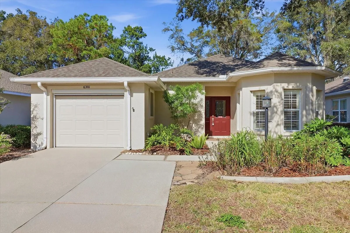 Property Slideshow image 1 of 63 | 6301 w glynborne loop, Crystal River, FL, 34429