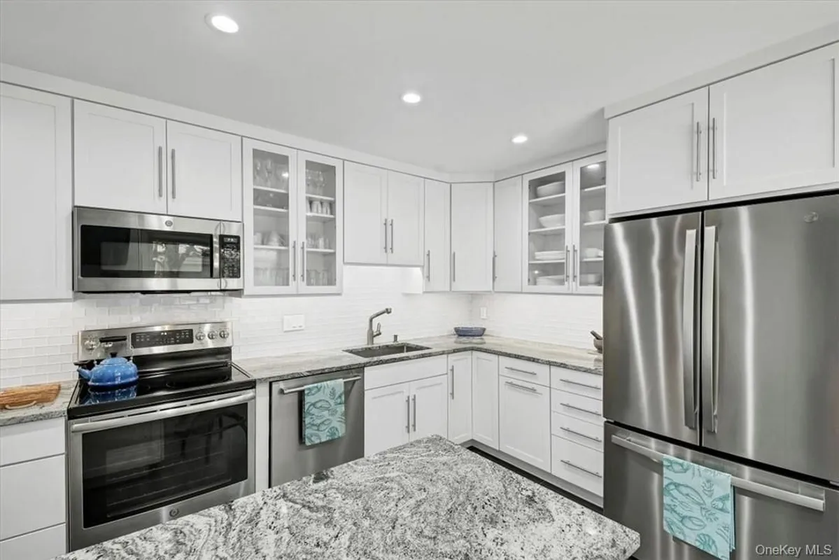 Property Slideshow image 1 of 39 | 610 heritage hls b, Somers, NY, 10589