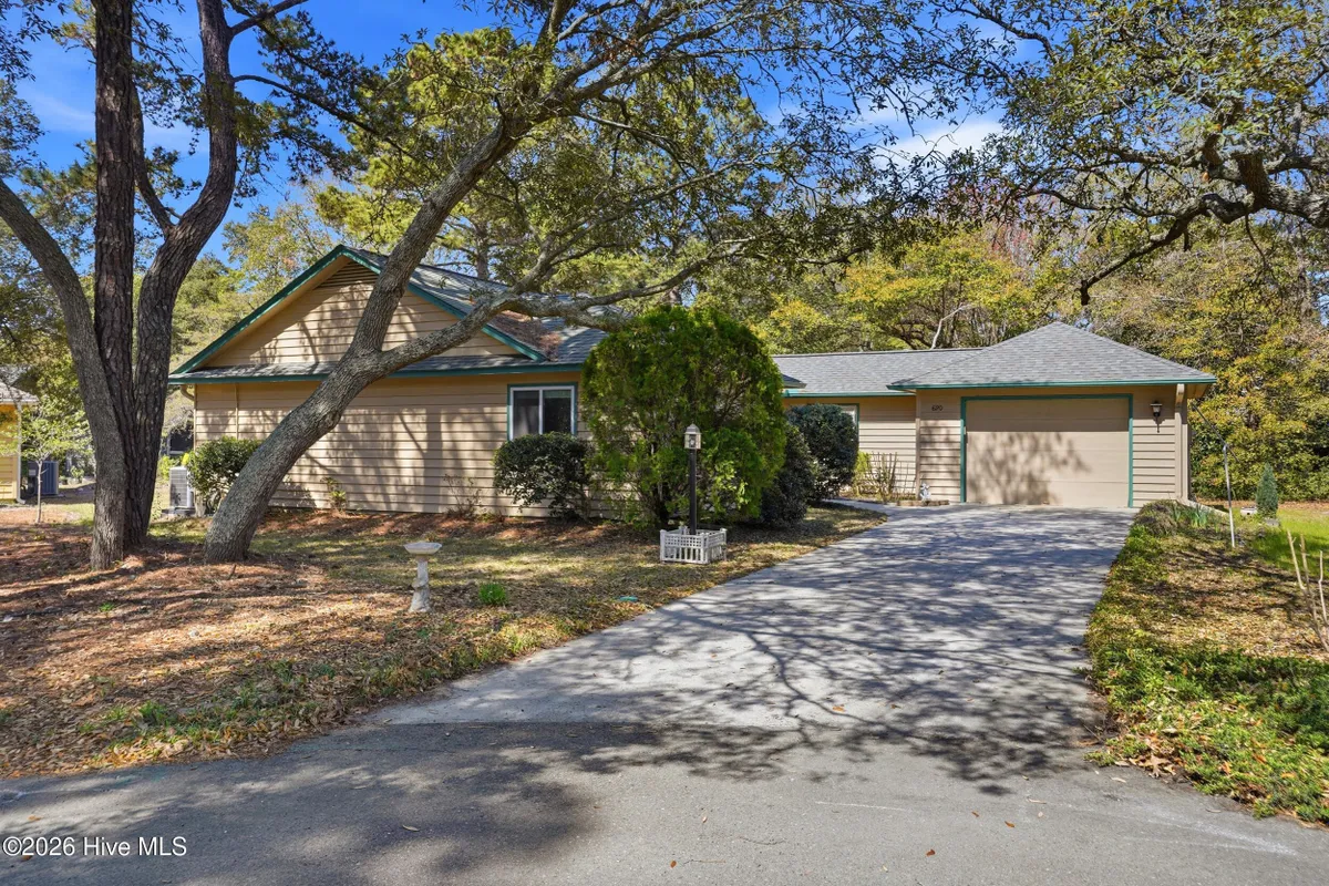 Property Slideshow image 1 of 73 | 620 jasmine ln, Sunset Beach, NC, 28468