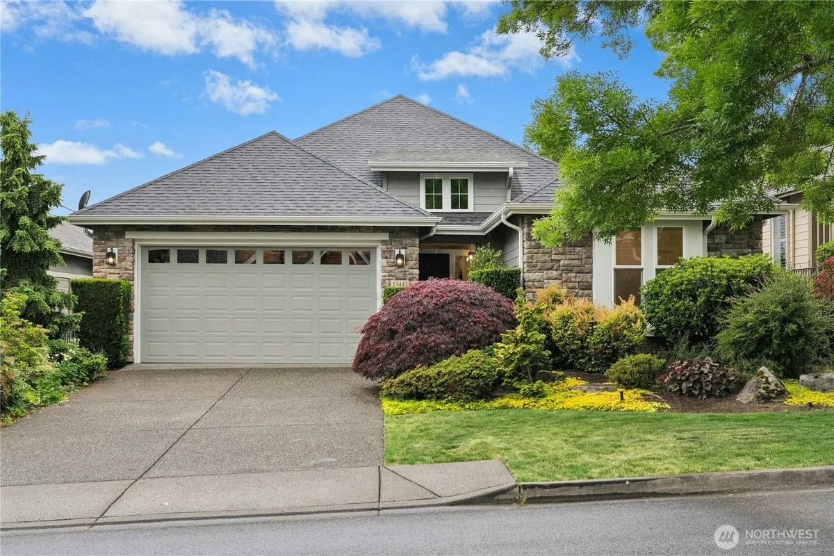 Property Slideshow image 1 of 26 | 13443 mahonia pl, Redmond, WA, 98053