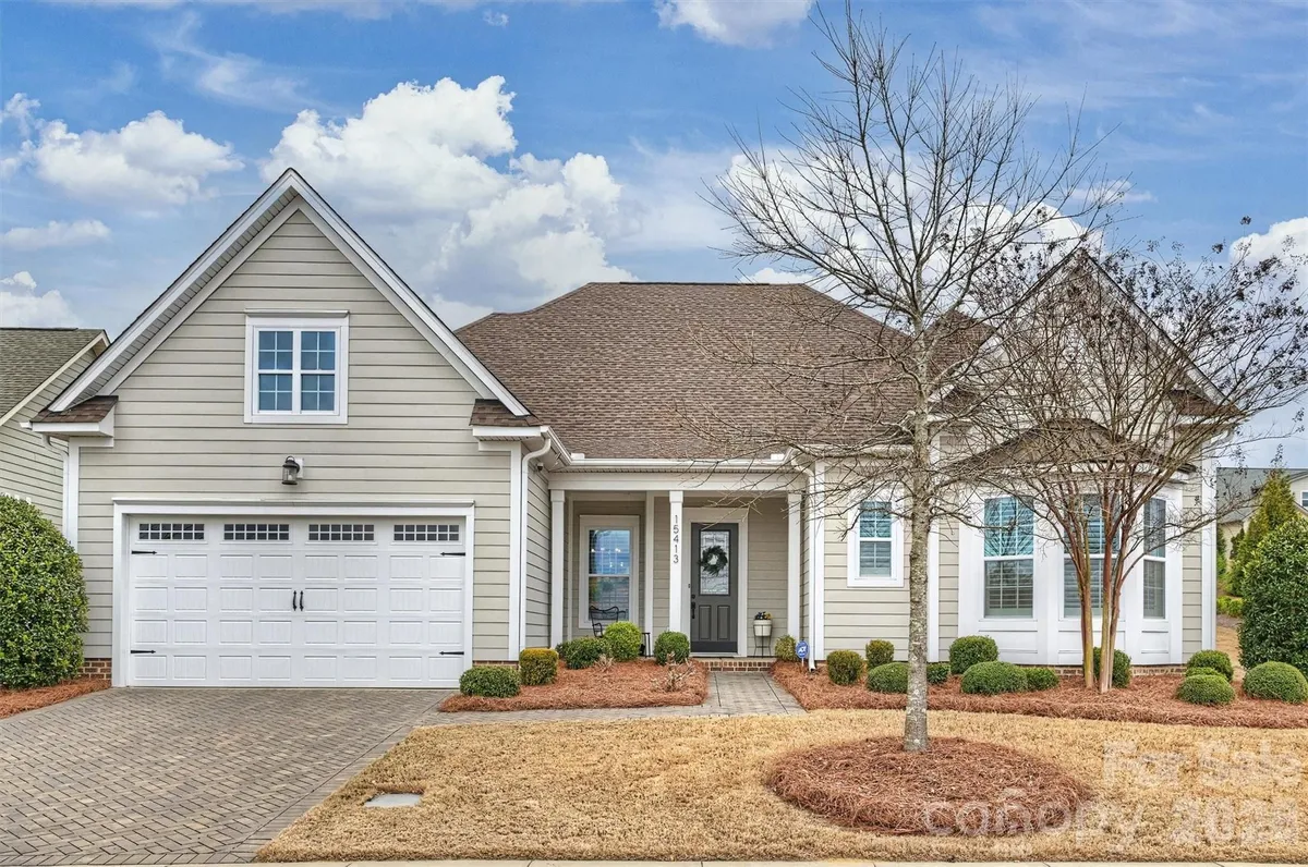 Property Slideshow image 1 of 43 | 15413 topanga dr, Charlotte, NC, 28278