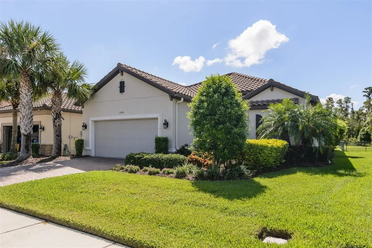 Property Slideshow image 1 of 72 | 11740 bitola dr, Odessa, FL, 33556