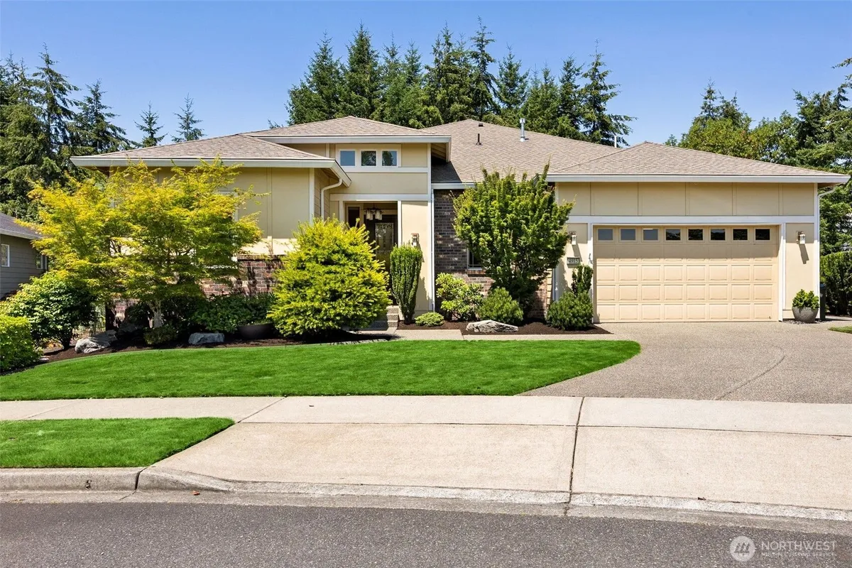 Property Slideshow image 1 of 40 | 4915 orcas st, Olympia, WA, 98516