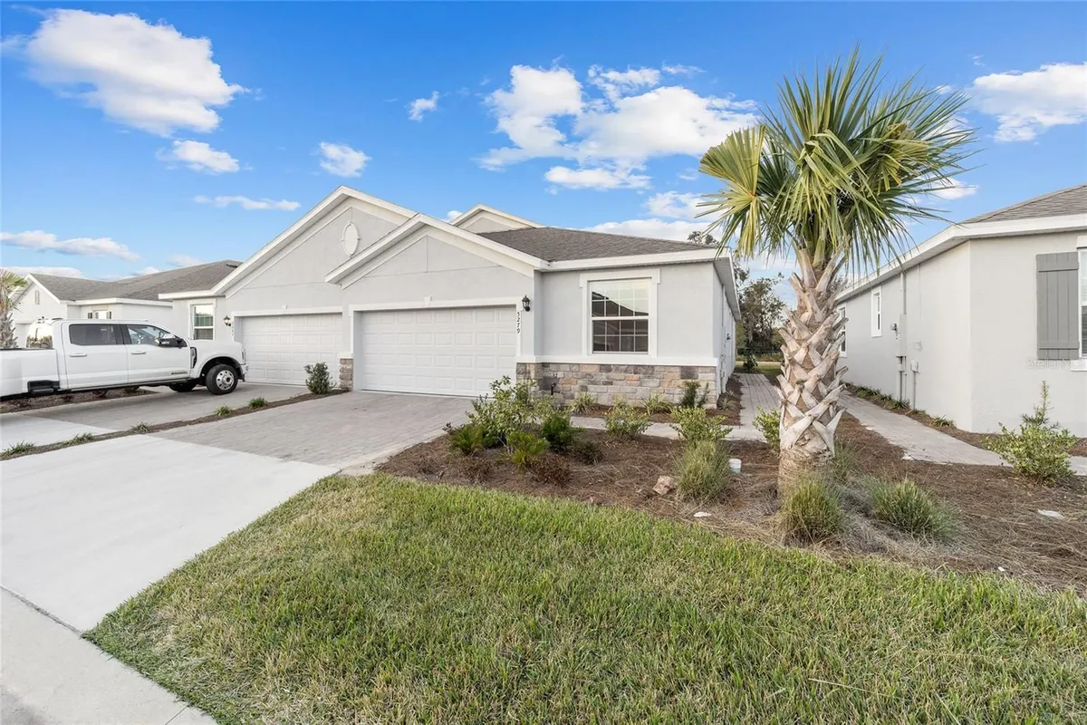 Property Slideshow image 1 of 60 | 5279 nw 48th pl, Ocala, FL, 34482