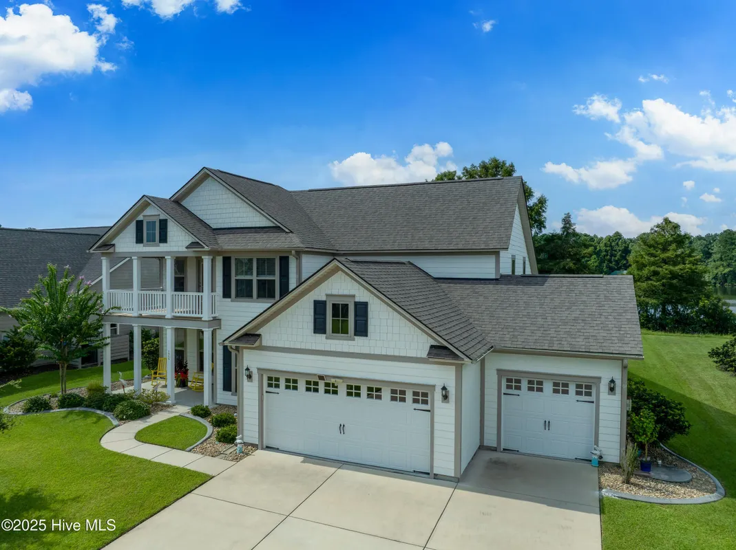 Property Slideshow image 1 of 67 | 172 first light ln, Calabash, NC, 28467