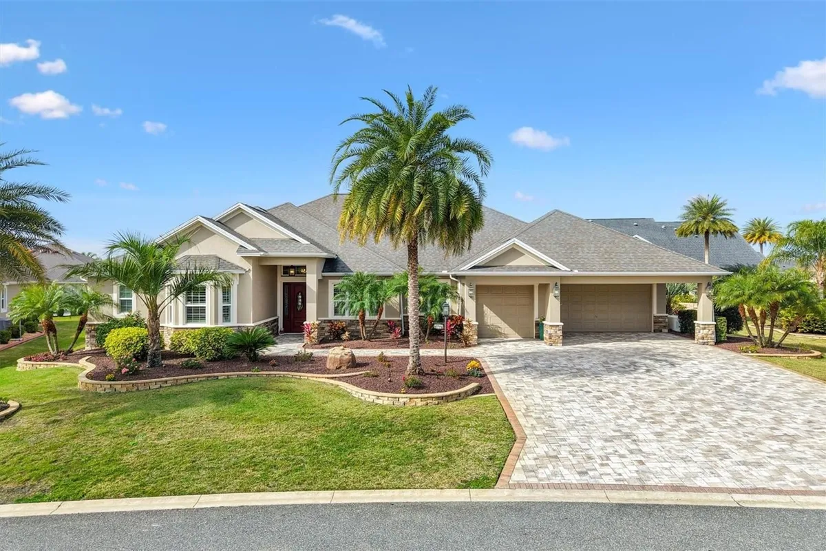 Property Slideshow image 1 of 65 | 984 iron oak way, The Villages, FL, 32163