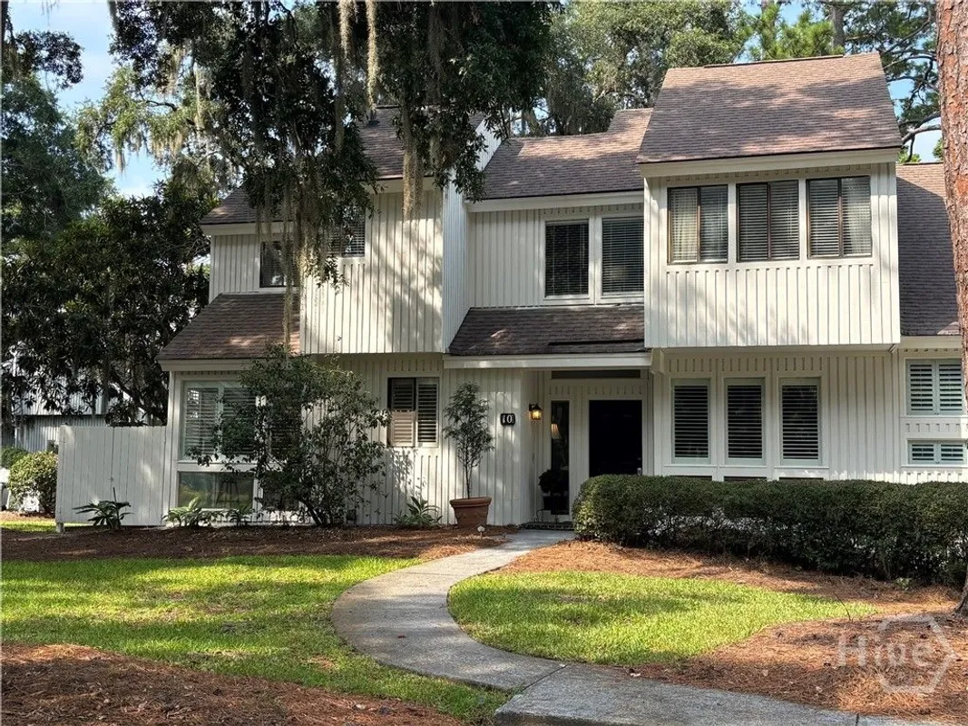 Property Slideshow image 1 of 32 | 10 dame kathryn dr, Savannah, GA, 31411
