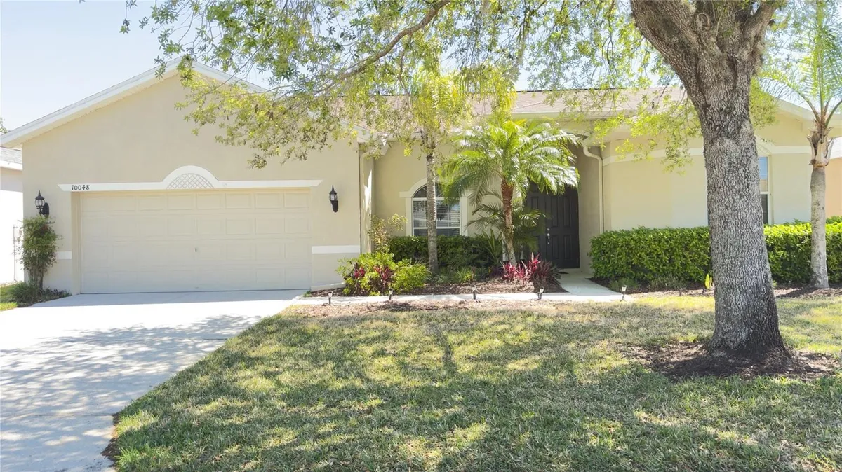 Property Slideshow image 1 of 45 | 10048 cleghorn dr, San Antonio, FL, 33576