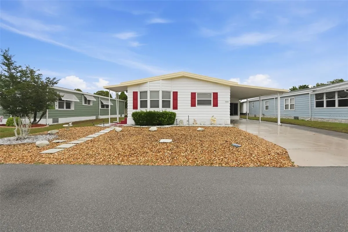 Property Slideshow image 1 of 45 | 5027 forest crest dr, Lakeland, FL, 33810