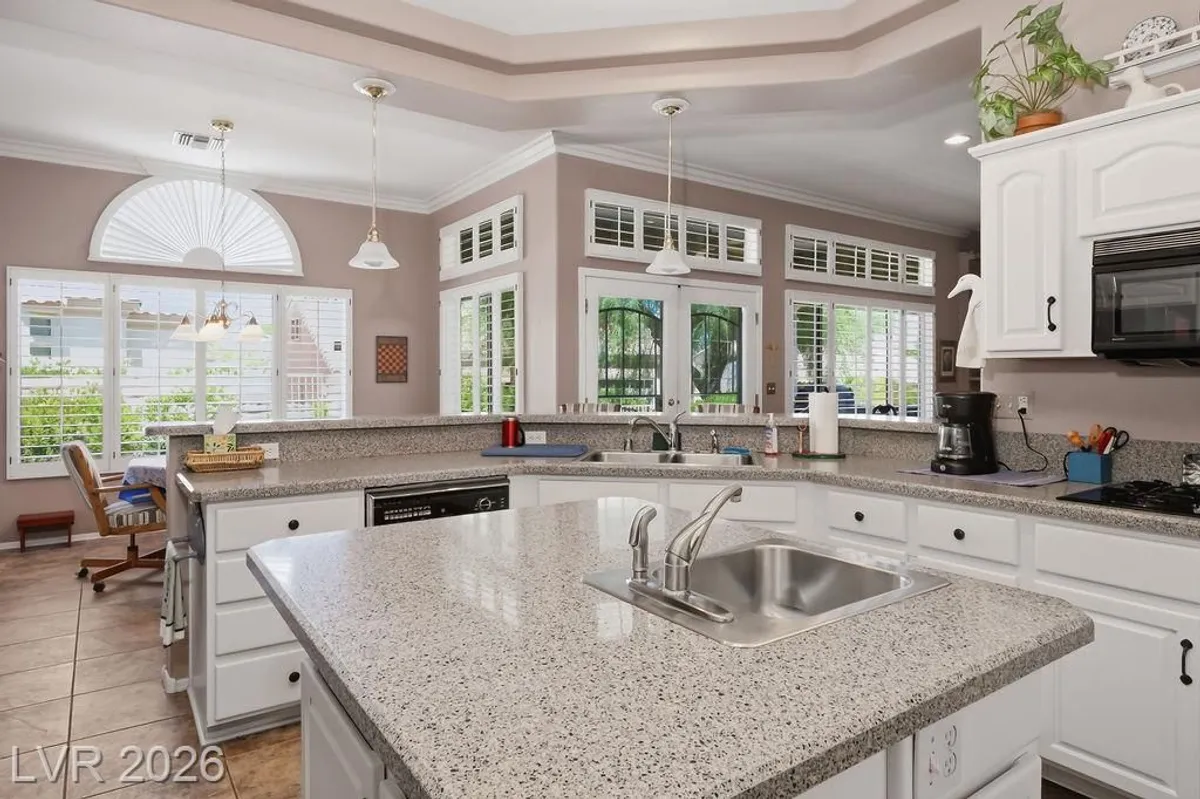 Property Slideshow image 1 of 68 | 10028 keysborough dr, Las Vegas, NV, 89134