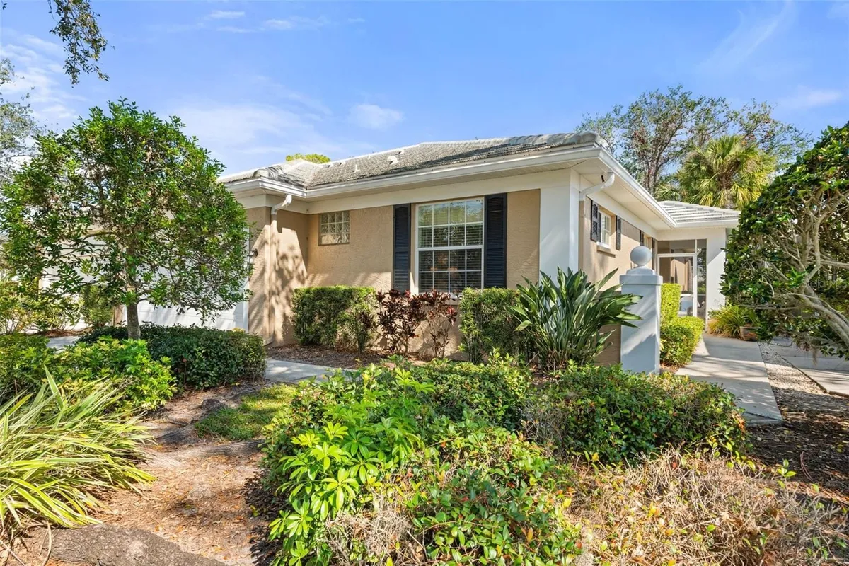 Property Slideshow image 1 of 65 | 905 barclay ct, Venice, FL, 34293