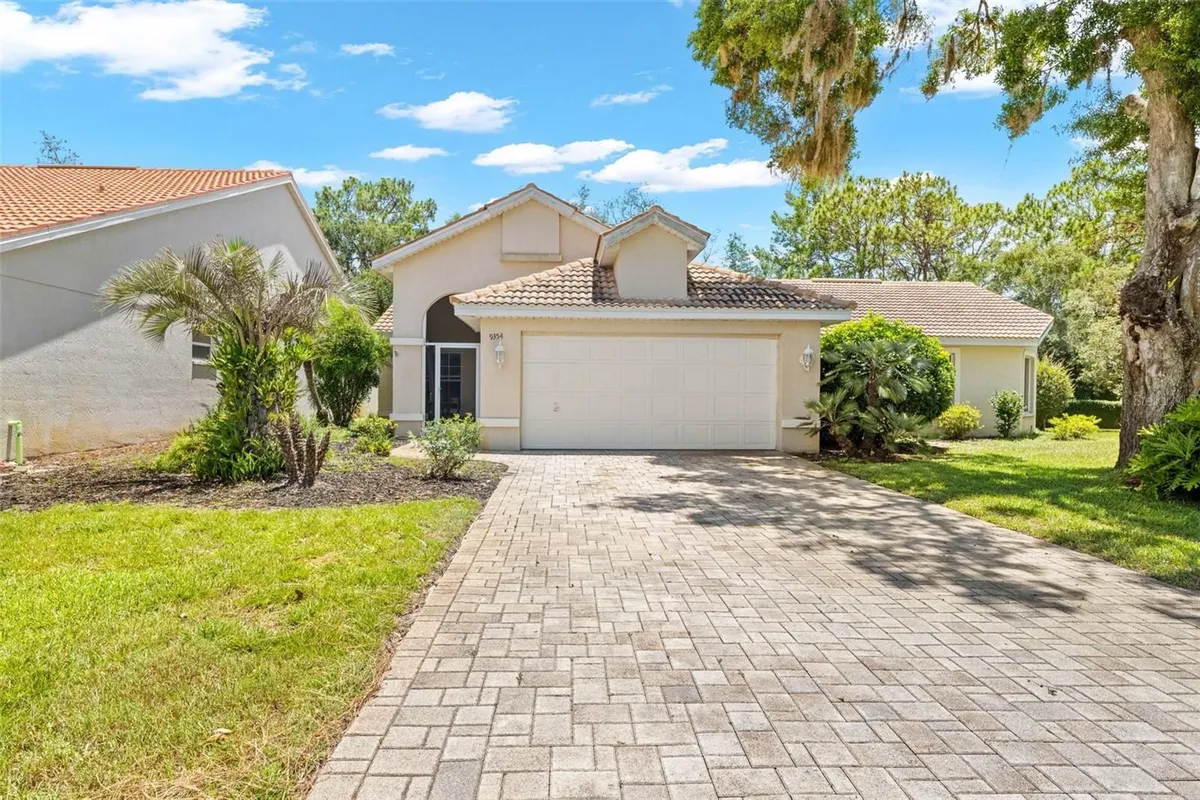 Property Slideshow image 1 of 78 | 9354 mississippi run, Weeki Wachee, FL, 34613