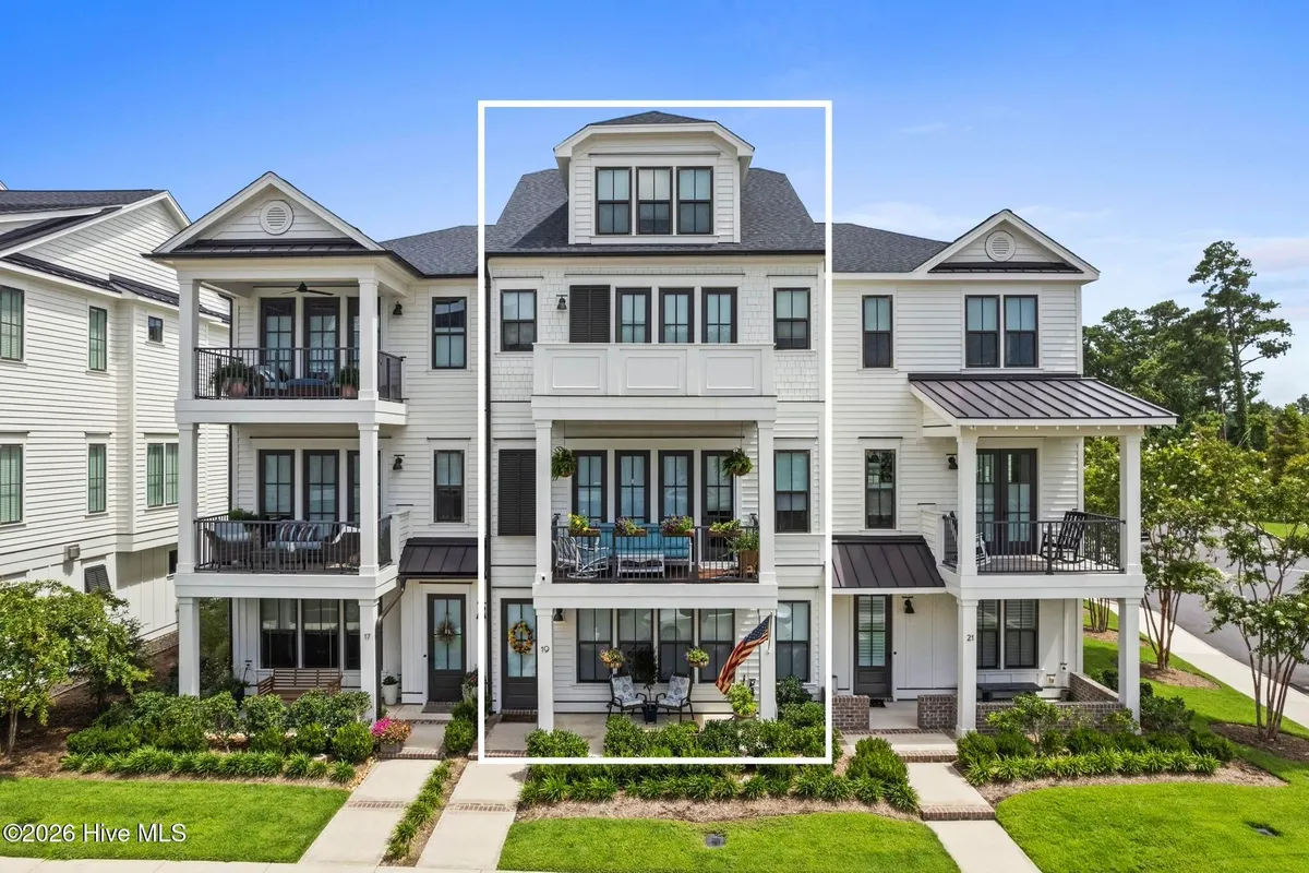 Property Slideshow image 1 of 79 | 19 hobie run, Wilmington, NC, 28412
