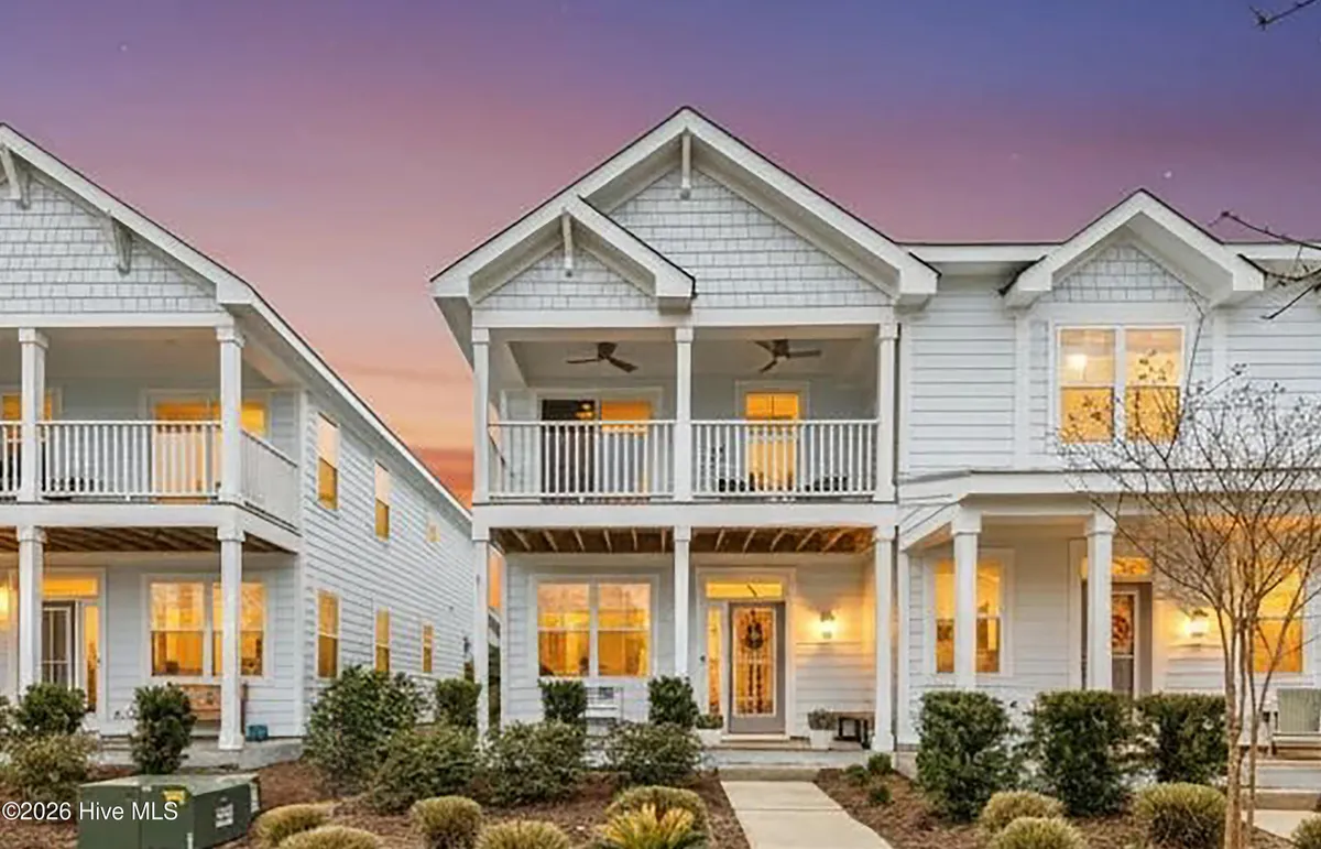 Property Slideshow image 1 of 77 | 928 wharton ave, Wilmington, NC, 28412