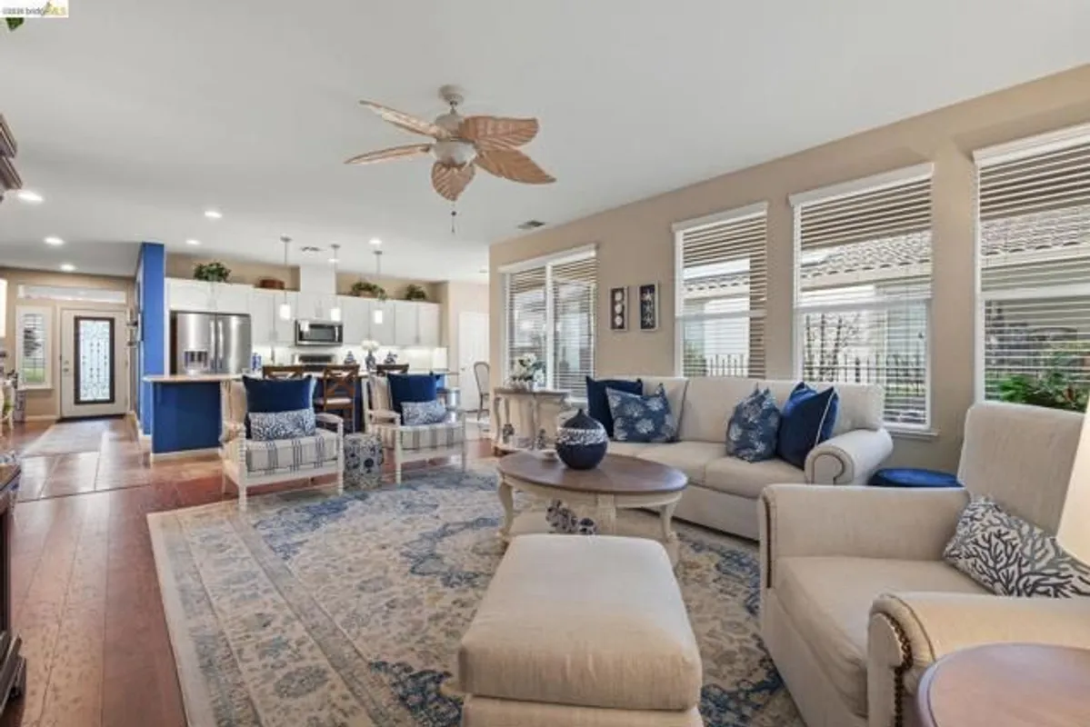 Property Slideshow image 1 of 45 | 518 american falls dr, Rio Vista, CA, 94571